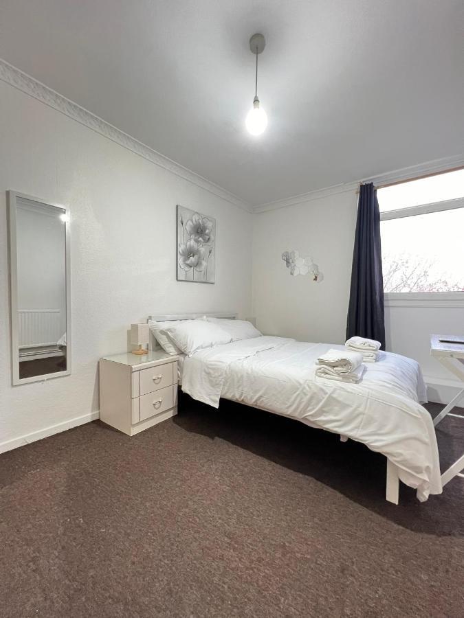 Entire 3 Bedroom Luxury Apartment In London With Private Balcony Zewnętrze zdjęcie