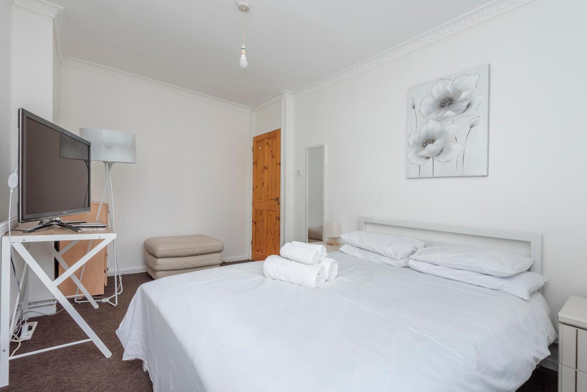Entire 3 Bedroom Luxury Apartment In London With Private Balcony Zewnętrze zdjęcie